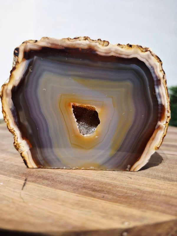 Druzy Agaat op Standvlak ( nr AV 02 )