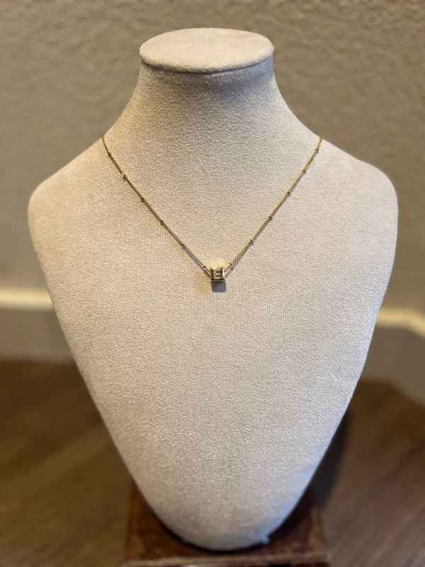 Initial Ketting met Bolletjes Cube Strass