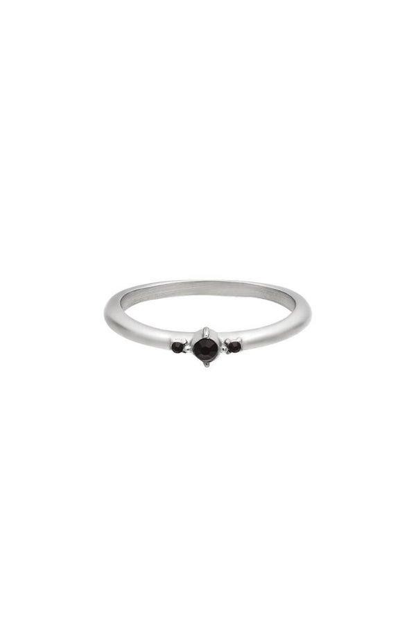 Ring met Subtiele Zwarte Strass Steentjes