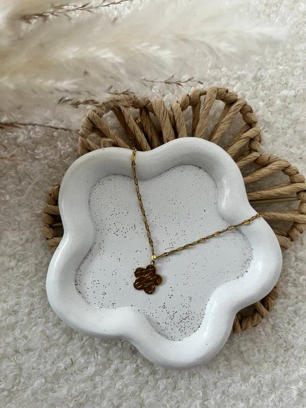 Collier fleurs texturé