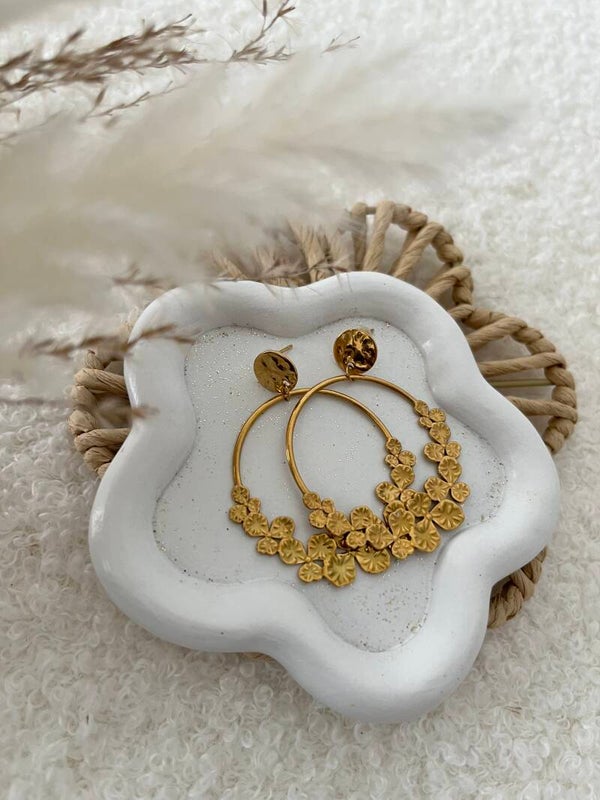 Boucles fleurs dorées