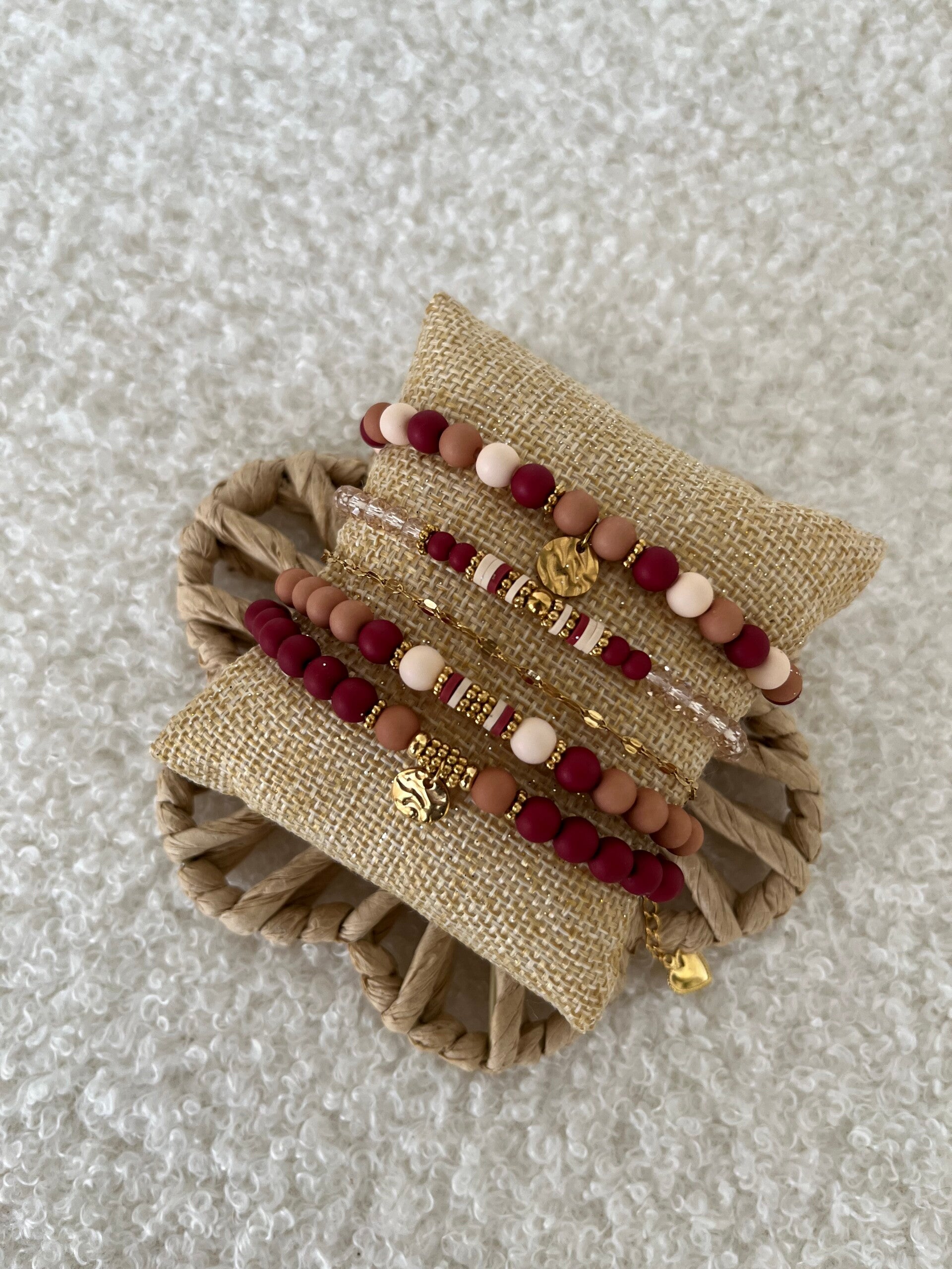 Bracelets bordeaux ( 5 modèles )