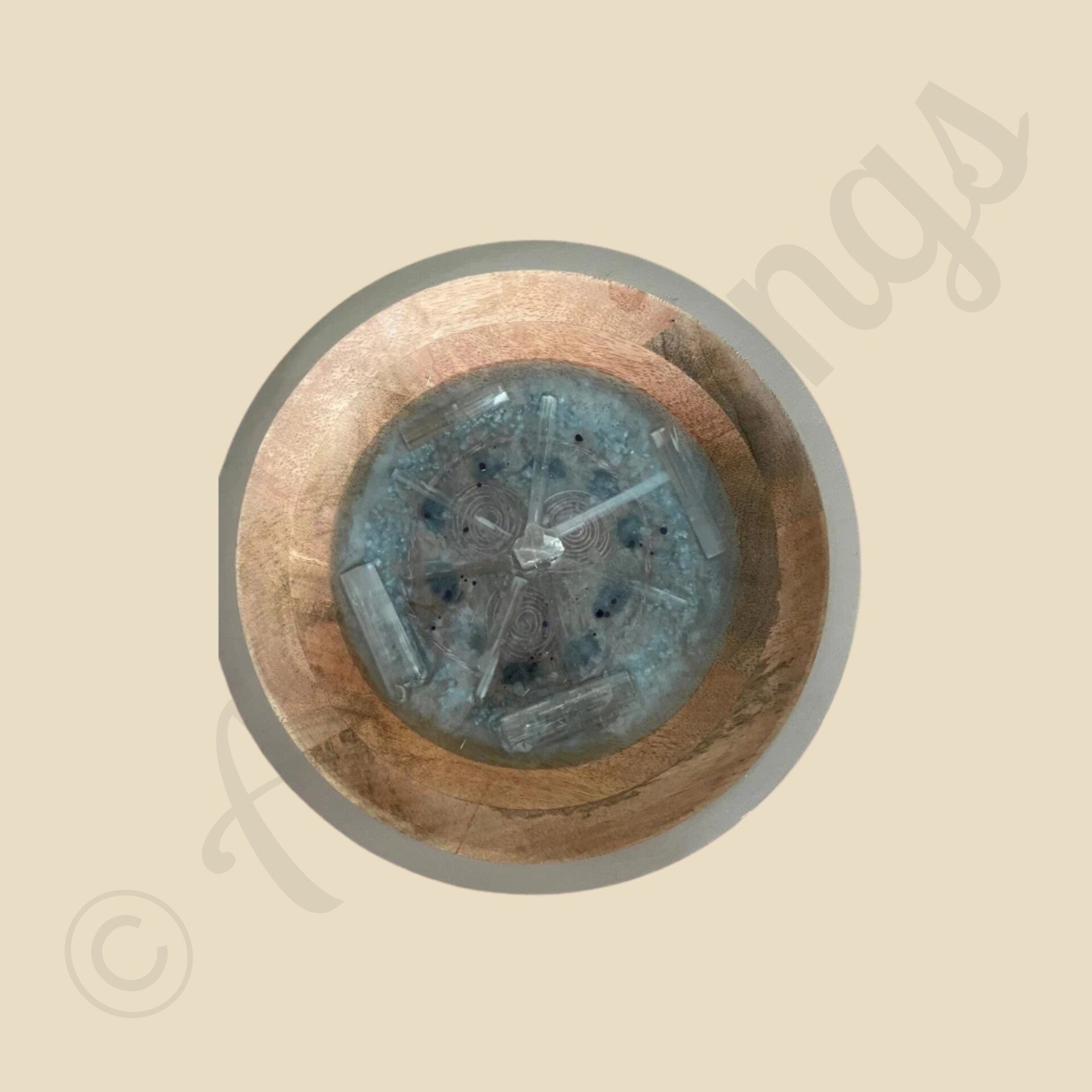 krachtschaal oplaadschaal hout sea of life met seleniet sunghiet rozenkwarts bergkristal amethist (gouden driehoek) koperen Triskelion