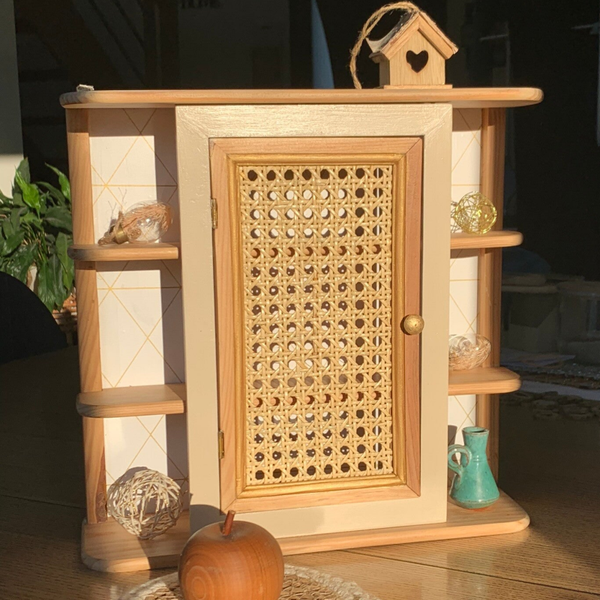 Vitrine porte en cannage