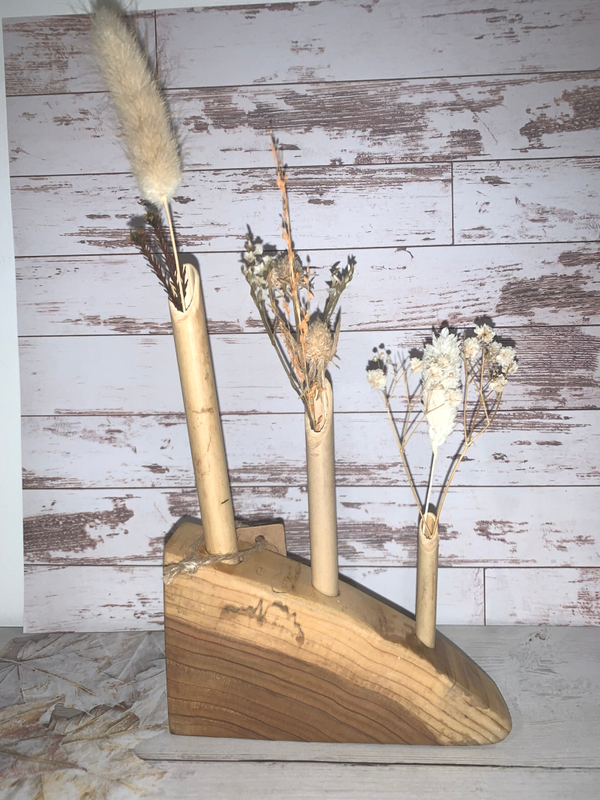 Déco fleurs et bois de thuya