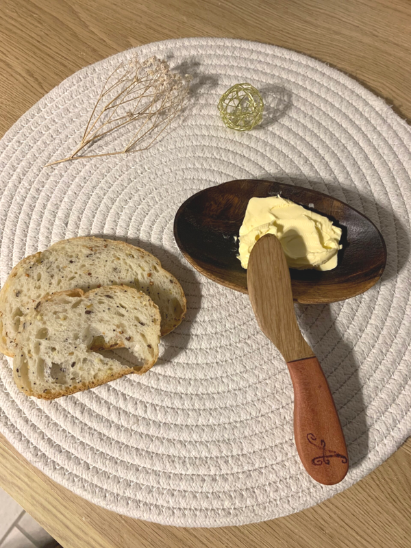 Mini couteau à tartiner ou d'apprentissage en bois