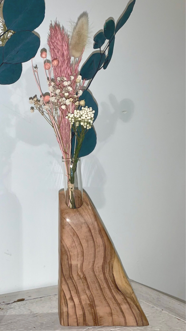 Vase en bois de séquoia