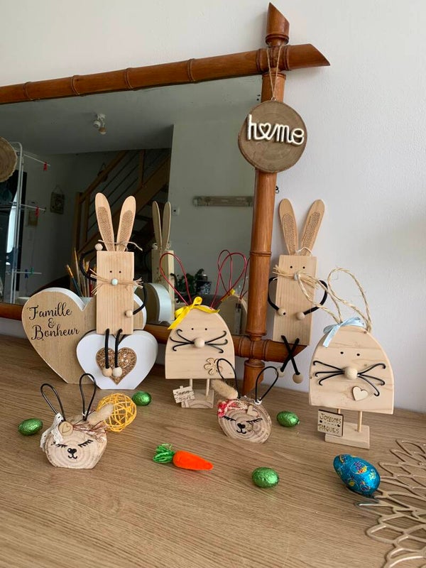 Lapin déco en bois recyclé de pin
