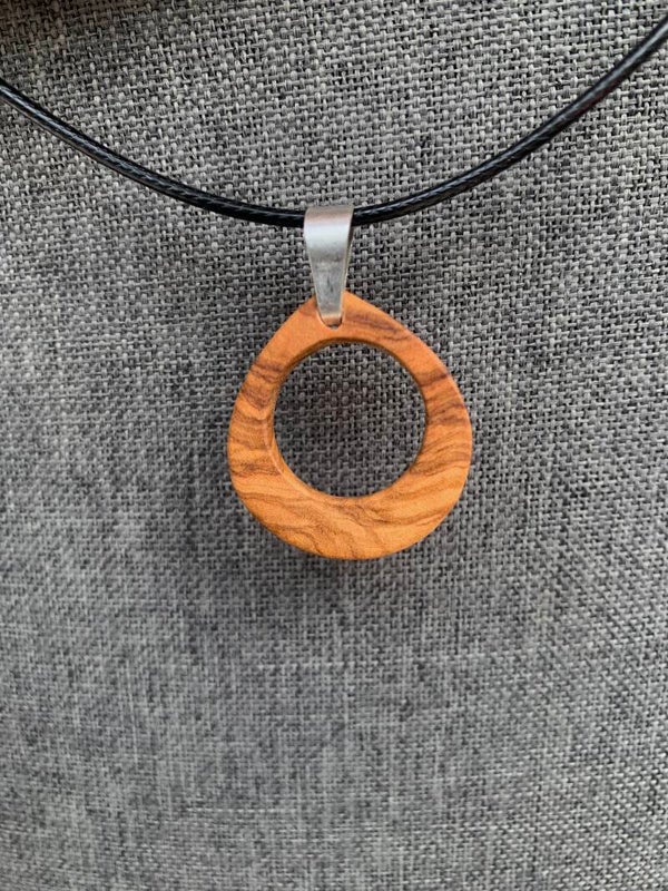 Collier bois anneau d'olivier