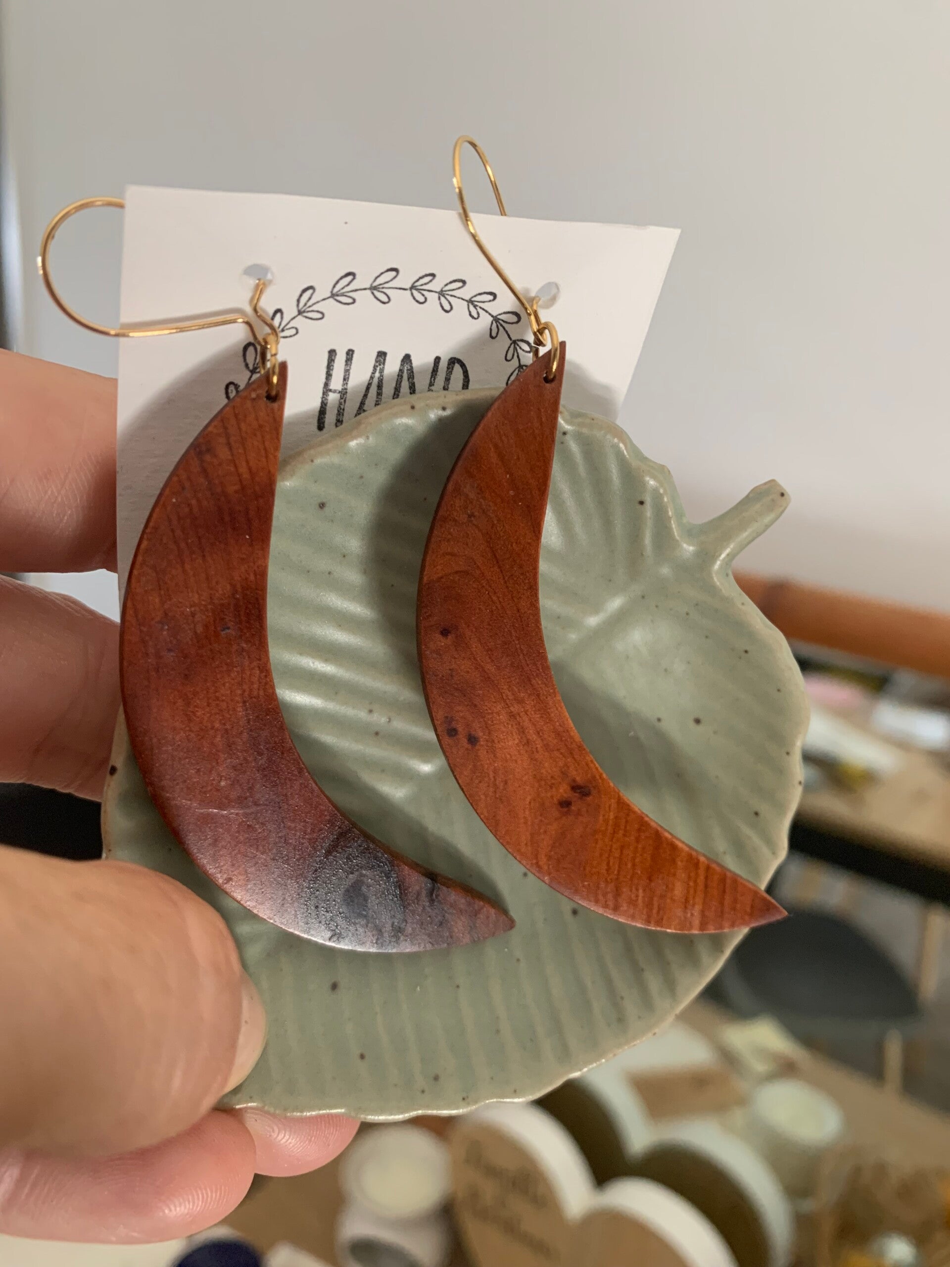 Boucles d'oreilles en bois de loupe de thuya