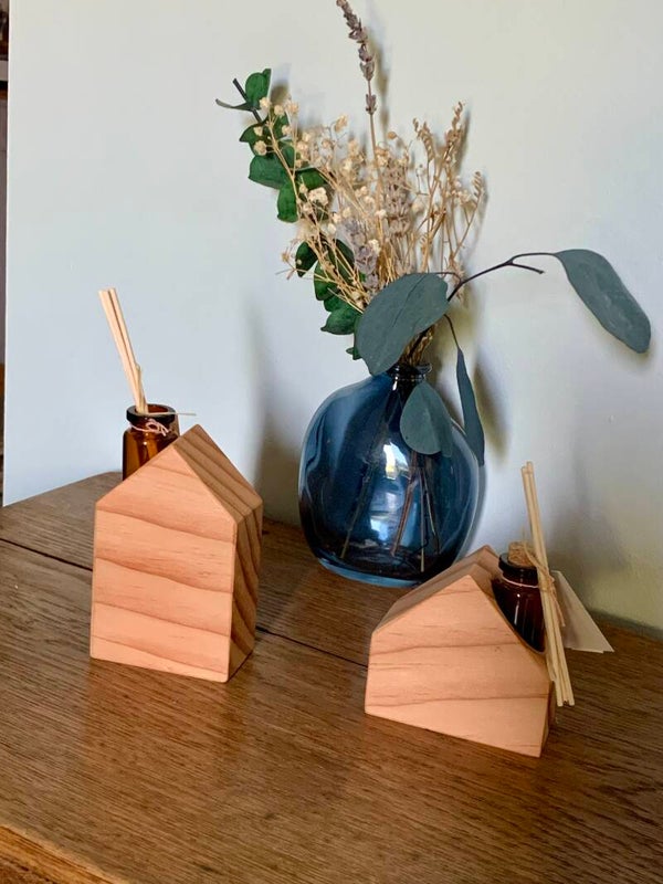 Diffuseur de bâtons parfumés en bois revalorisé de pin Douglas