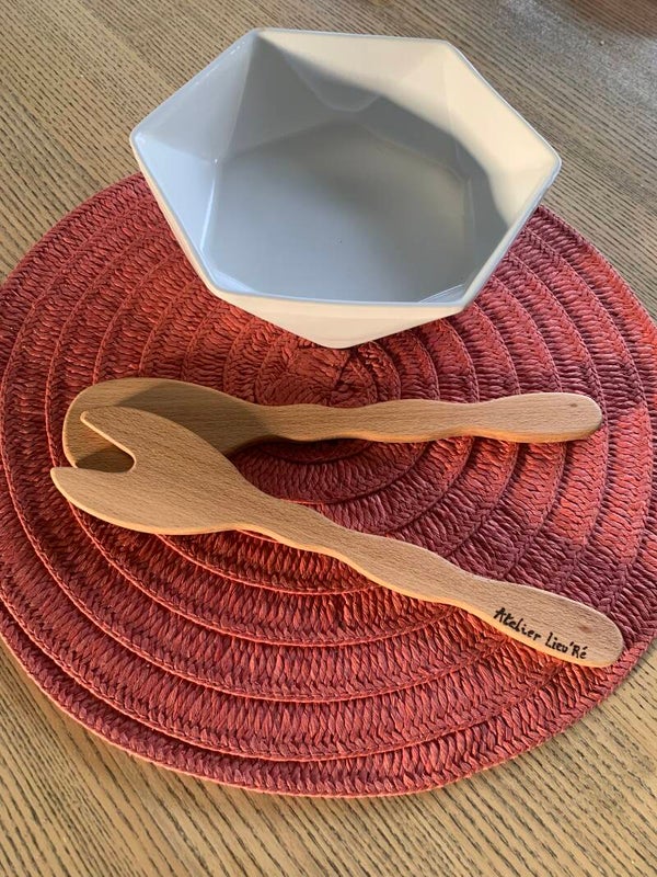 Couverts à salade en bois de hêtre recyclé
