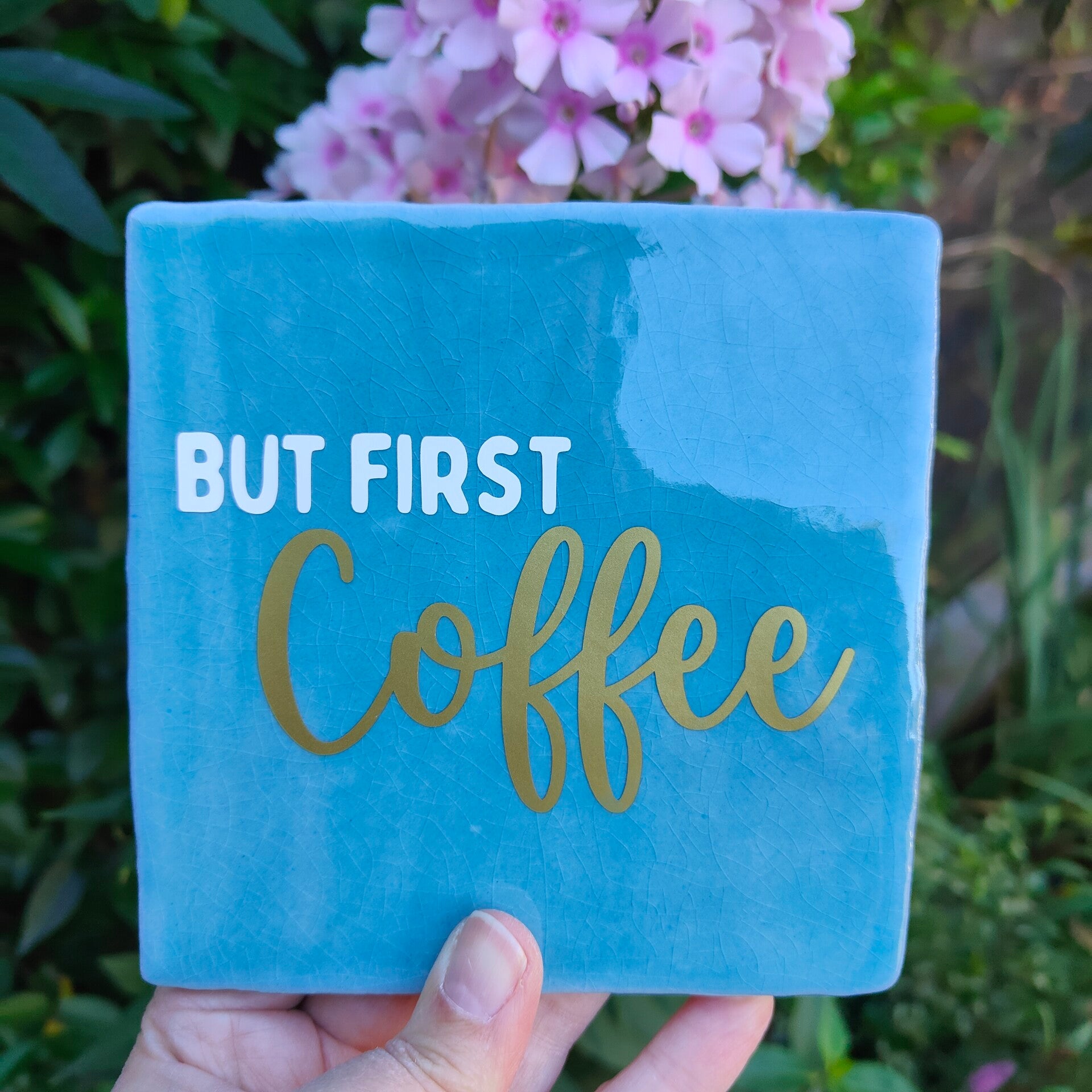 Tegeltje - But first coffee