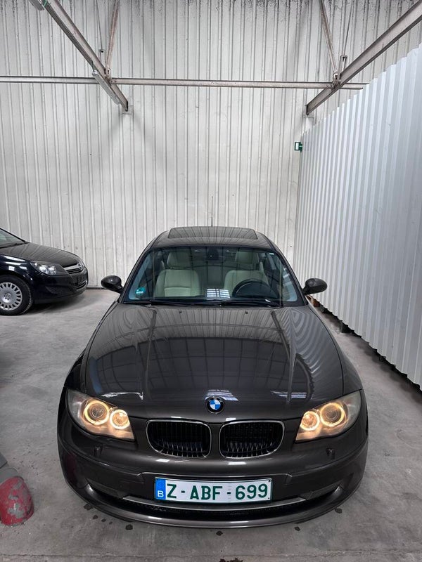 BMW 116i | MPACK | LEDER | XENON | SENSOREN | SHADOWLINE