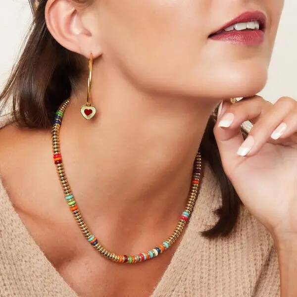 Collier avec perles plates - or