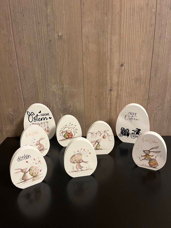 Gips-Eier gegossen mit süßen Ostermotiven