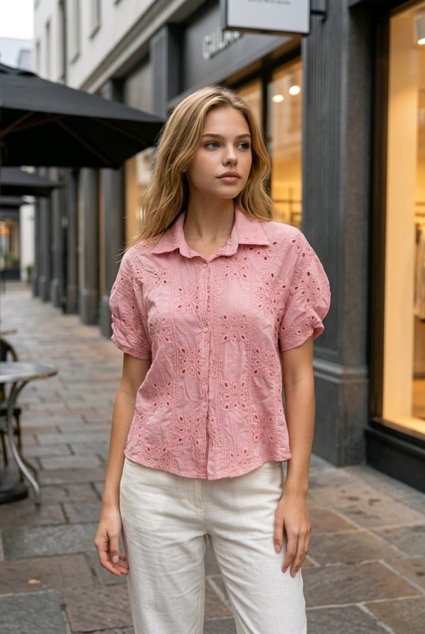 Blouse broderie roze