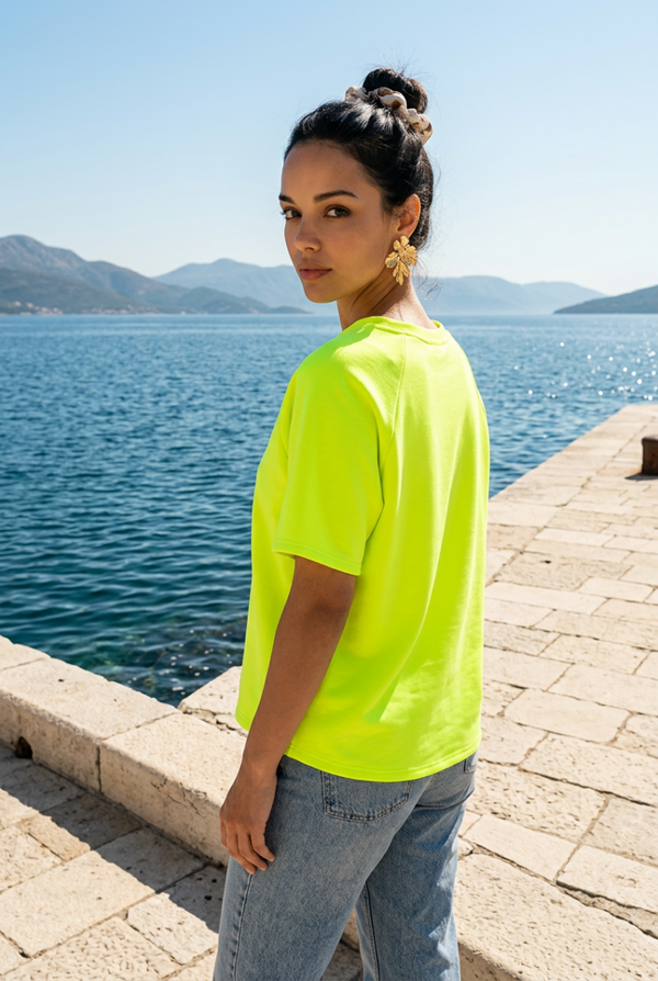 Zachte wide fit shirt neon geel TikTok