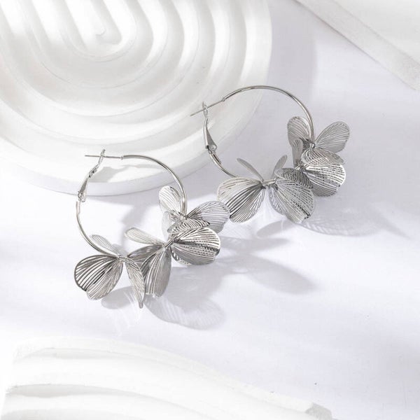 Oorbellen bloem eyecatcher zilver