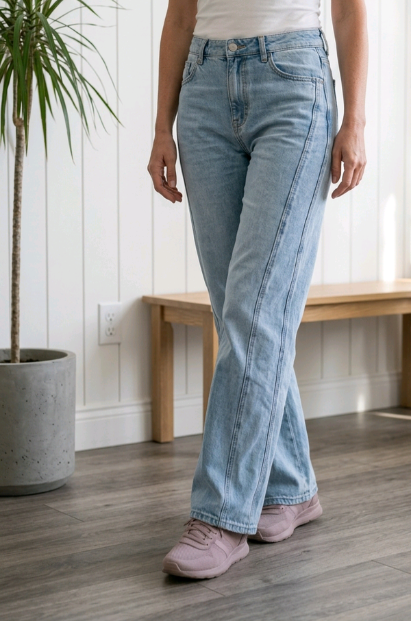 Wide leg jeans