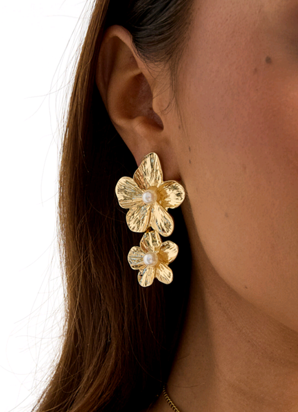 Oorbellen bloemen met parels
