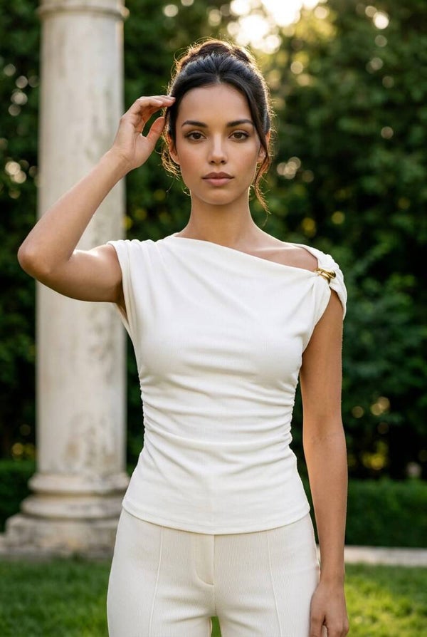 Rib top met asymmetrische boothals wit