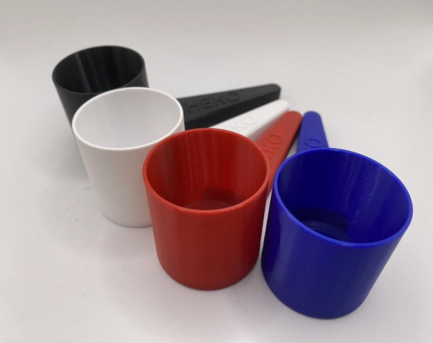 18 g / 250 ml Dosierbecher passend für SHEKO Shakes