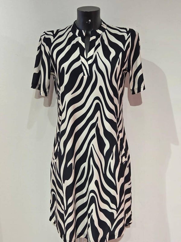 Jurk Angelle Milan Travelstof 1467 - Zwart, wit