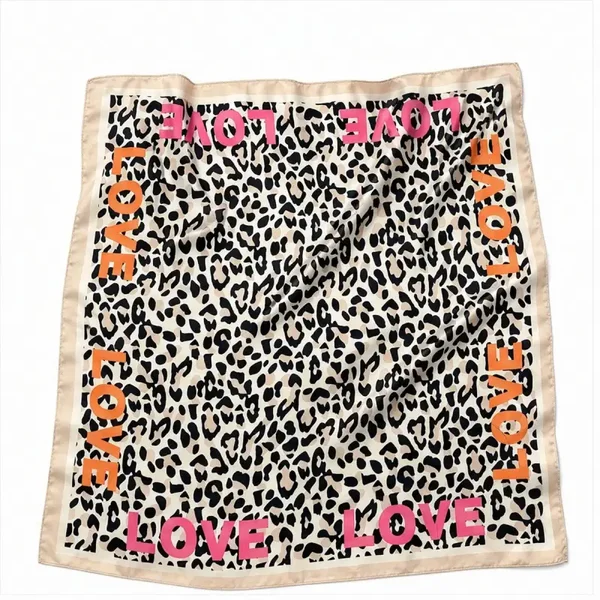 Sjaaltje Satijnlook Love - Zwart, beige