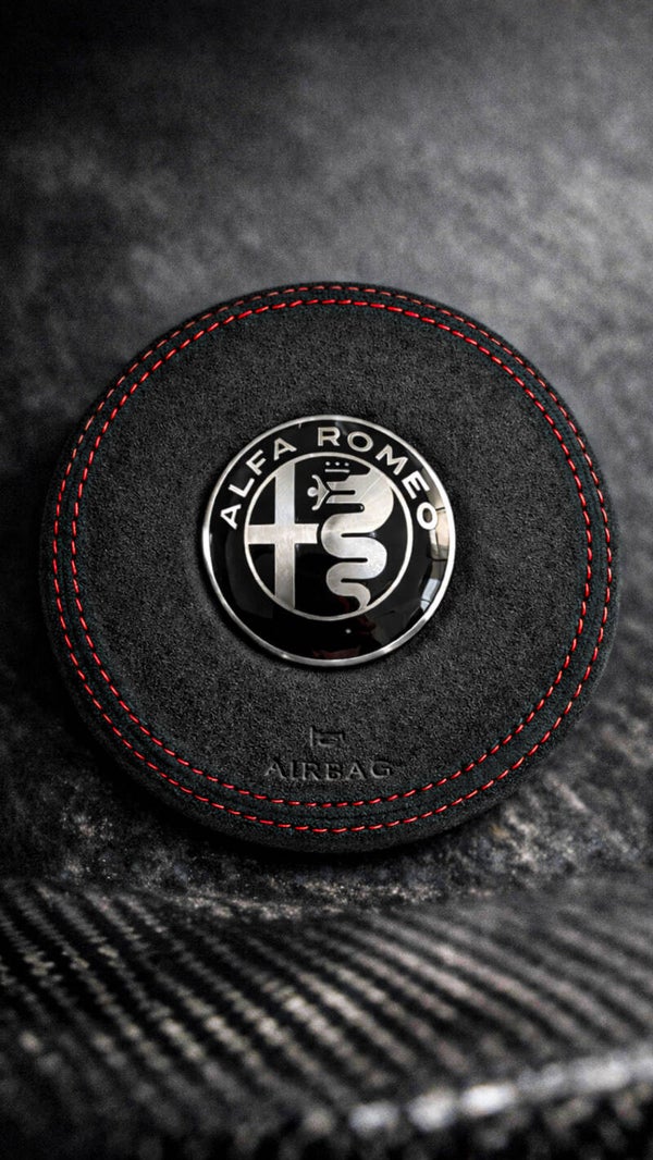 Custom airbag for Alfa Romeo Giulia / Stelvio from QVNATION