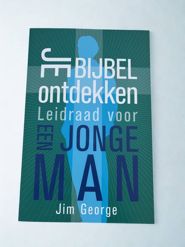 Je bijbel ontdekken jonge man