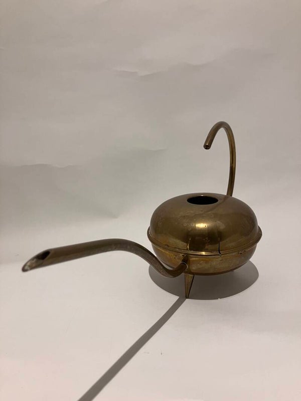 Bronse watering can