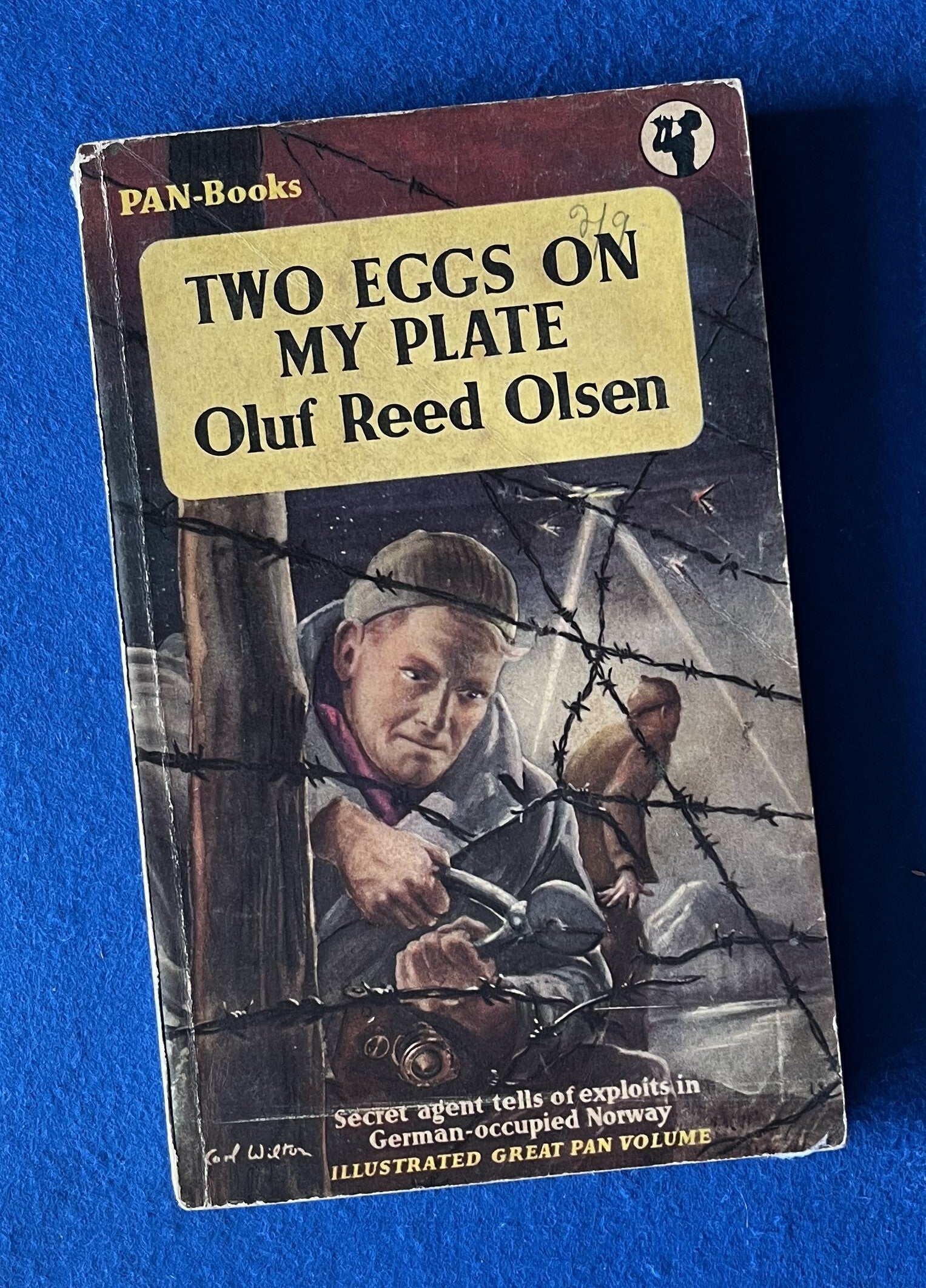 PAN Book - Two Eggs On My Plate - Oluf Reed Olsen
