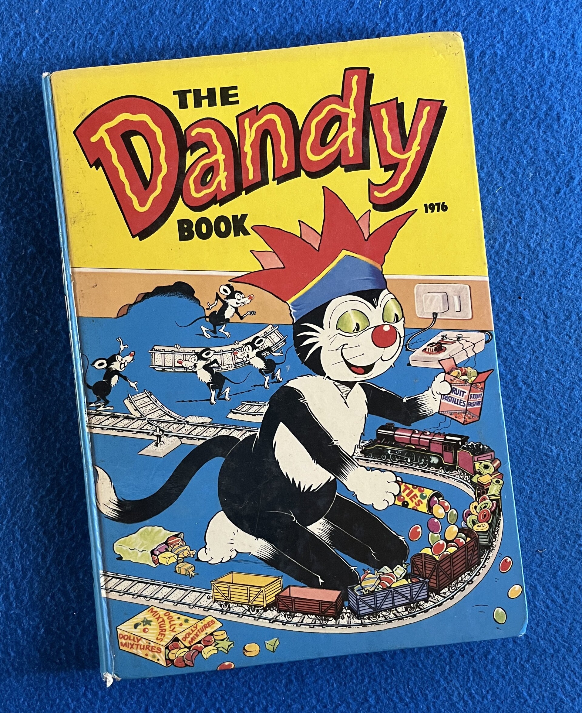 The Dandy Book - 1976