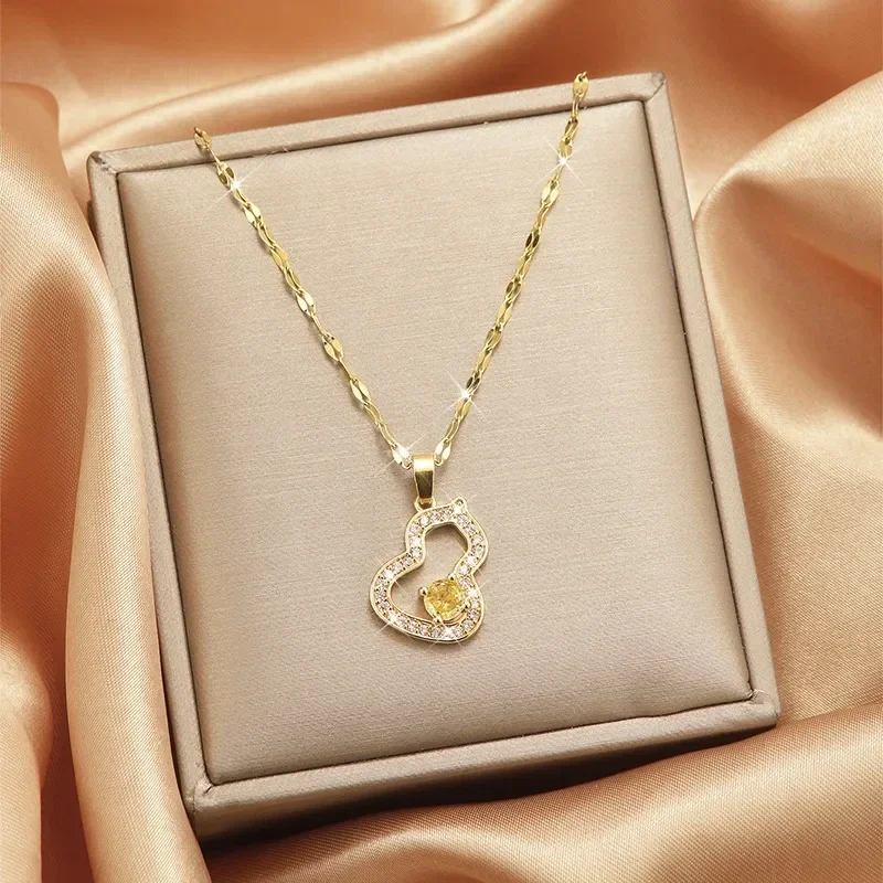 Collier de gourde de diamant jaune