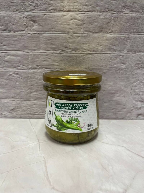 Gemarineerde groene pikante pepers in olie Մարինացված կանաչ կծու պղպեղ ձեթով Маринованные острые зеленые перцы в масле 300cl