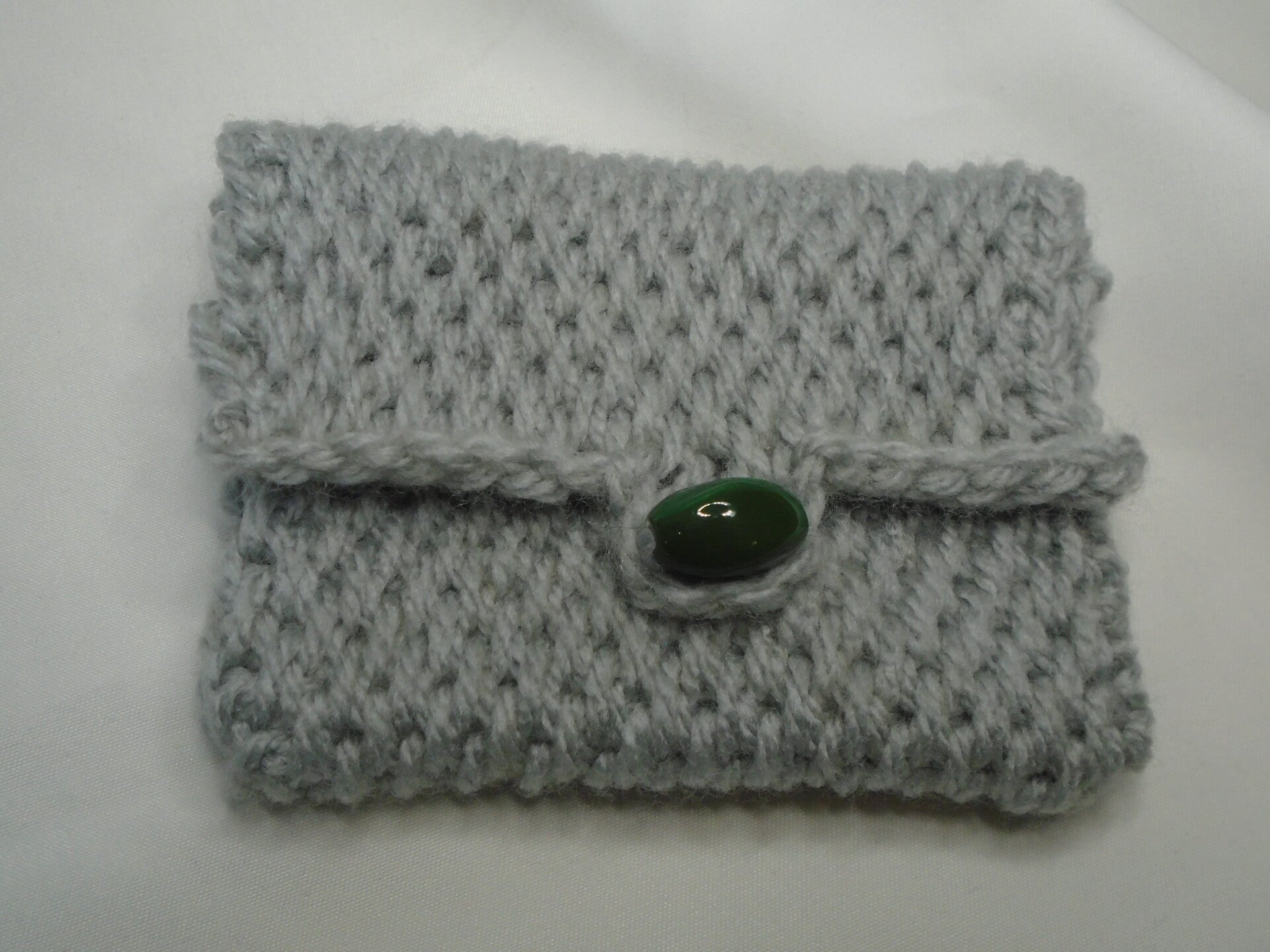 Crocheted wallet/pouch - gray