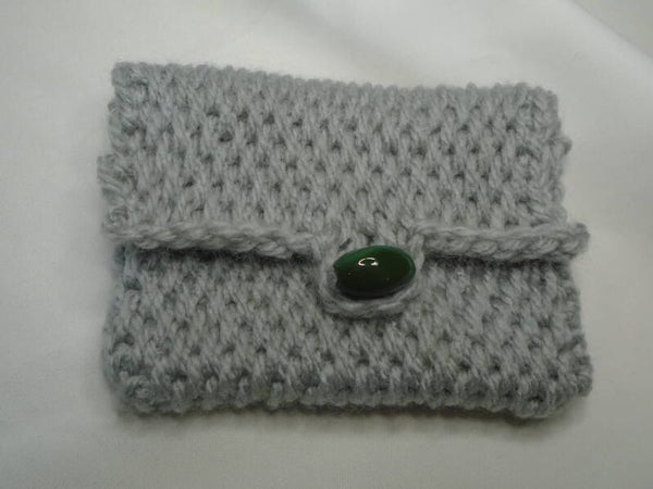 Crocheted wallet/pouch - gray