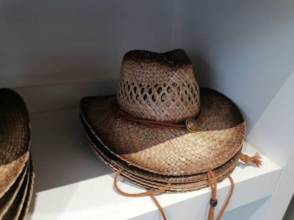 chapeau cowboy paille