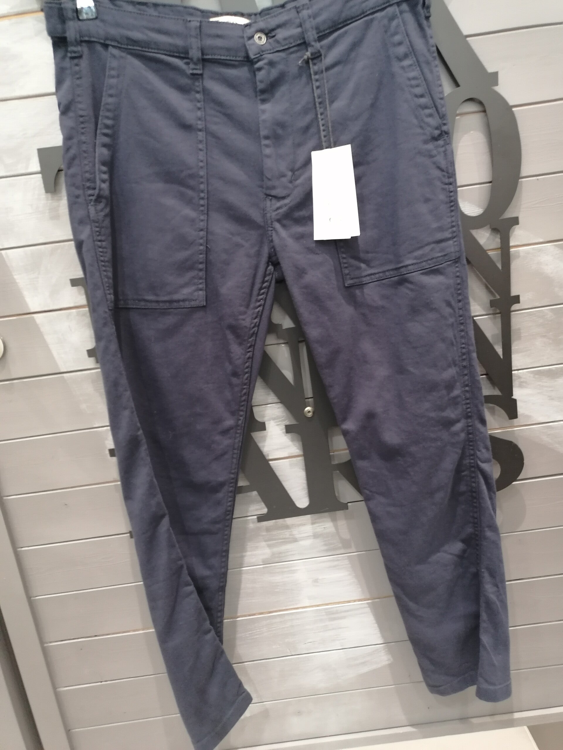 pantalon vert ou bleu