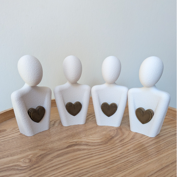 Family Statue - Mothers (day)