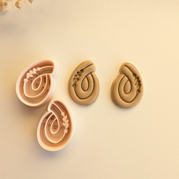 Polymer clay cutter - Wobbly