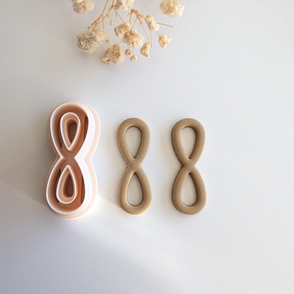 Polymer clay cutter - Huggie