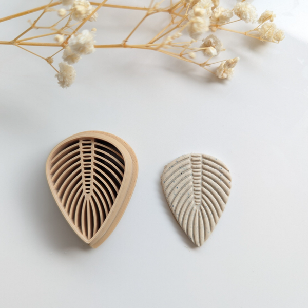 Polymer clay cutter - Feather flower