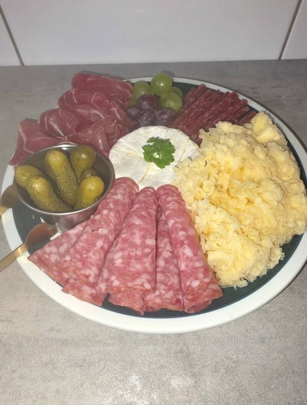 Fleisch-Käseplatte