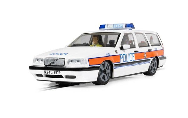 C4627 Volvo 850 Estate - Police Edition
