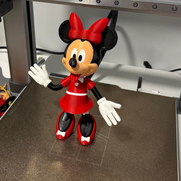 MINNIE MOUSE