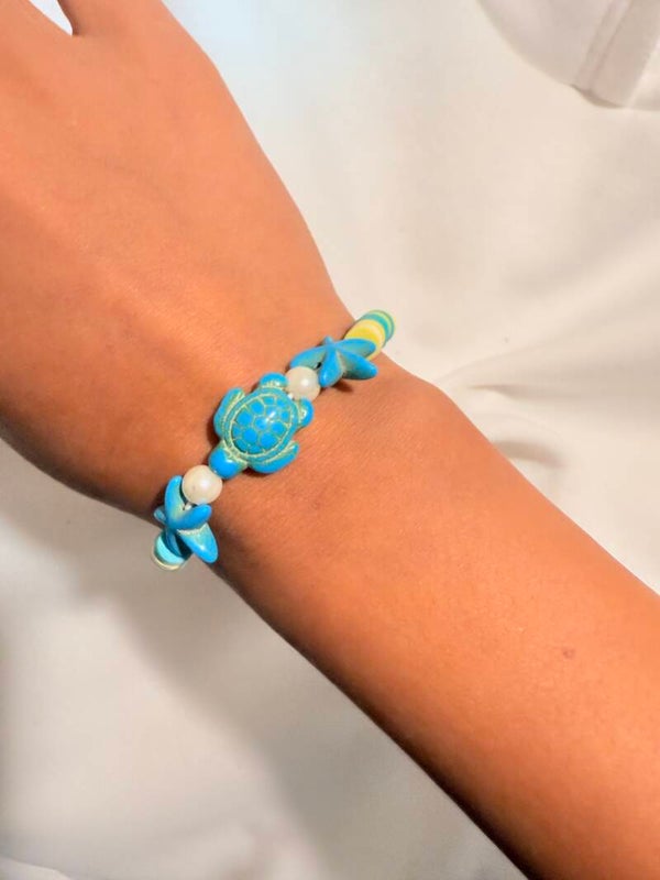 Cute summer turtle bracelet