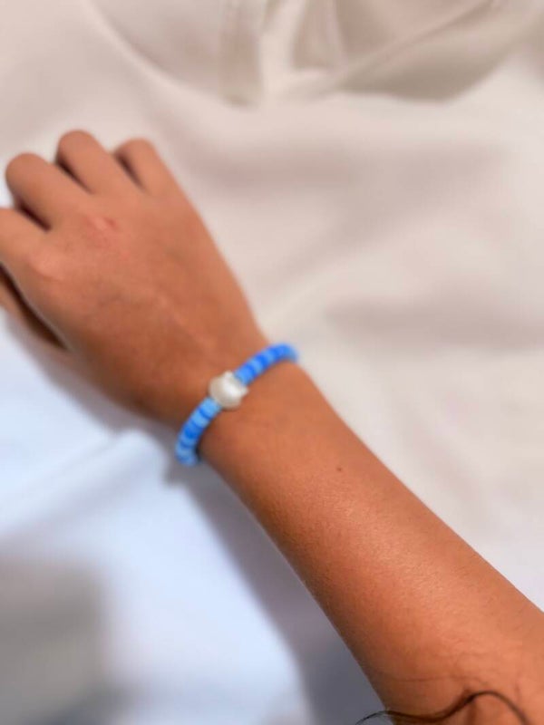 Blue seashell bracelet