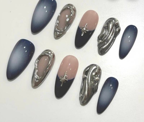 Chrome nails